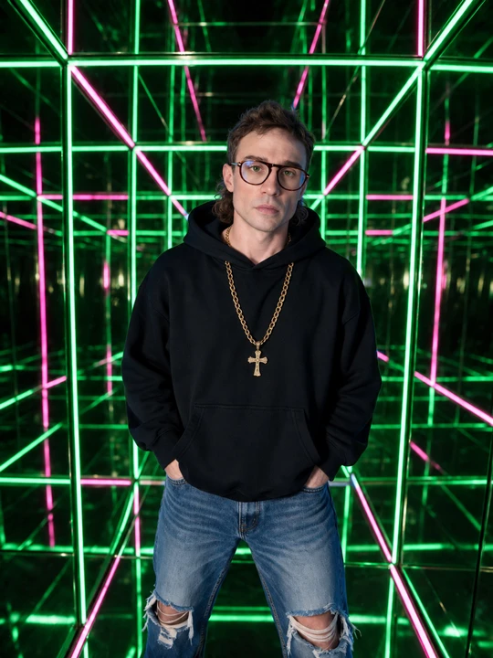 Emerald and pink mirror-grid portrait — Gabriel Wyatt.